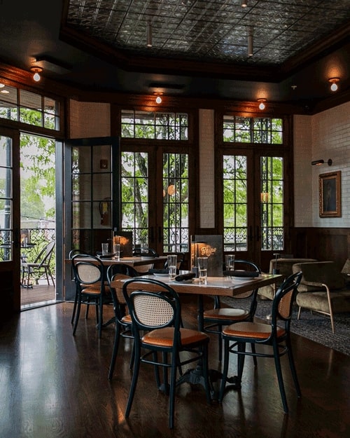 Brine Oyster House in Grosse Pointe Park, MI