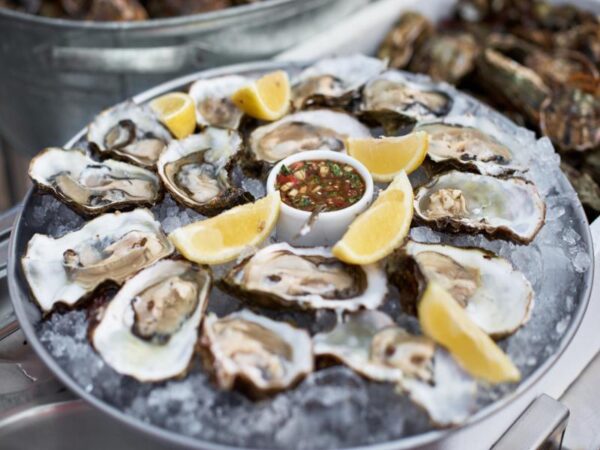 Where’s the Best Seafood Place for Dinner Near Grosse Pointe, MI?